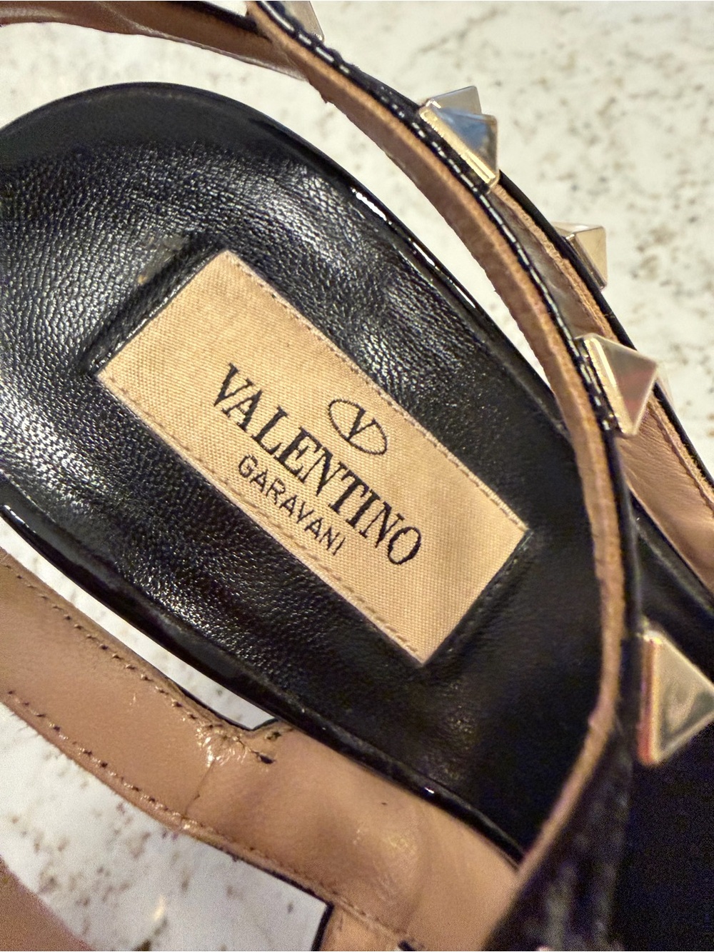Rare! Valentino Rockstud Pointed-Toe Slingback Pumps in Green - Picture 10 of 13